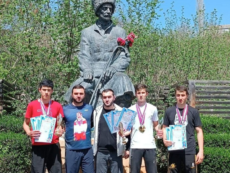 ПЕРВЕНСТВО МУНИЦИПАЛИТЕТА ПО ЛЁГКОЙ АТЛЕТИКЕ СРЕДИ ШКОЛЬНИКОВ.